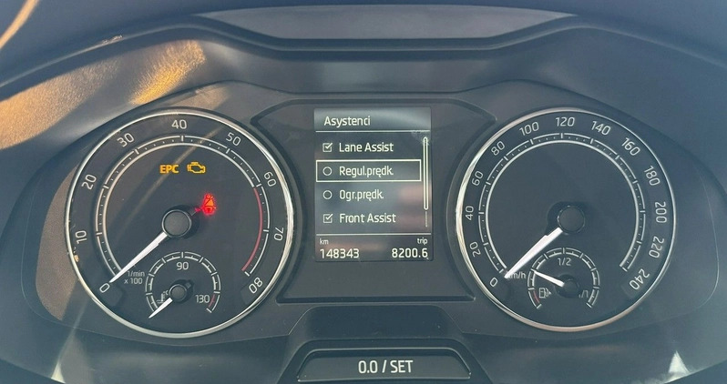 Skoda Scala cena 56900 przebieg: 148343, rok produkcji 2019 z Pabianice małe 154
